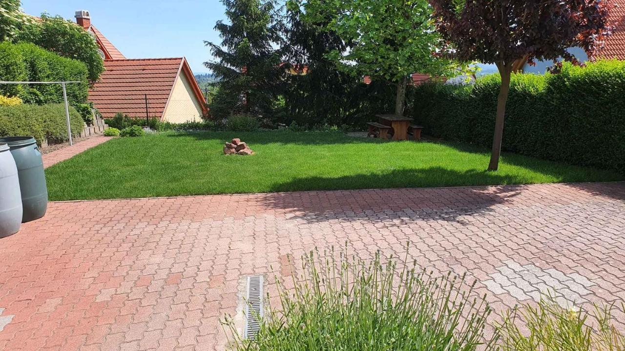 Apartment In Fonyod/Balaton 18580 Ngoại thất bức ảnh