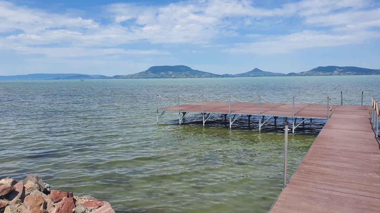 Apartment In Fonyod/Balaton 18580 Ngoại thất bức ảnh
