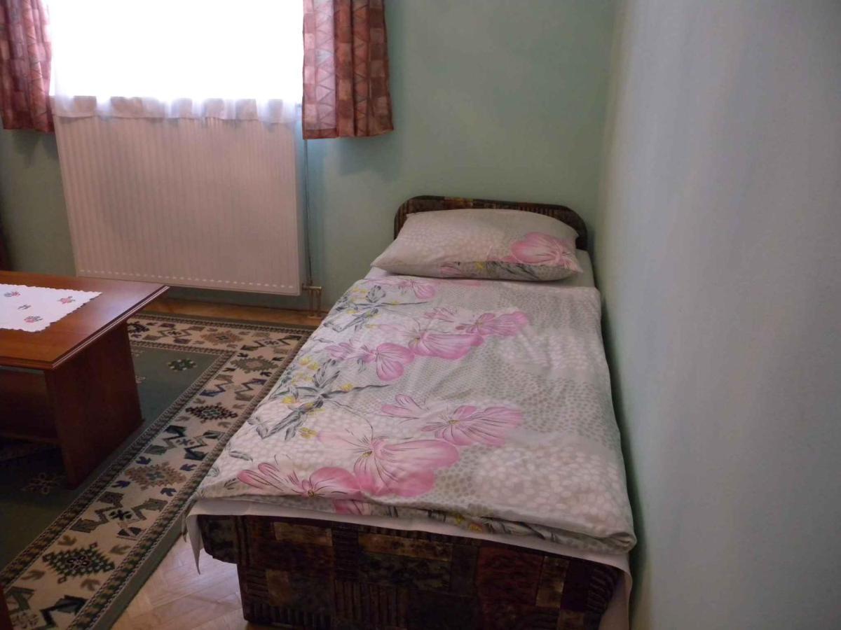 Apartment In Fonyod/Balaton 18580 Ngoại thất bức ảnh